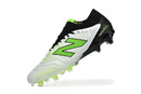 Chuteira New Balance TEKELA TEAM V8