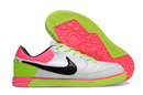 Chuteira Nike Gato IC