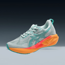 Tênis ASICS Novablast 5