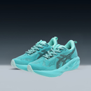 Tênis ASICS Novablast 5