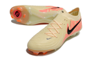 Chuteira Nike Phantom Luna Elite