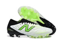Chuteira New Balance TEKELA TEAM V8