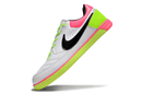Chuteira Nike Gato IC