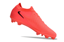 Chuteira Nike Phantom Luna Elite